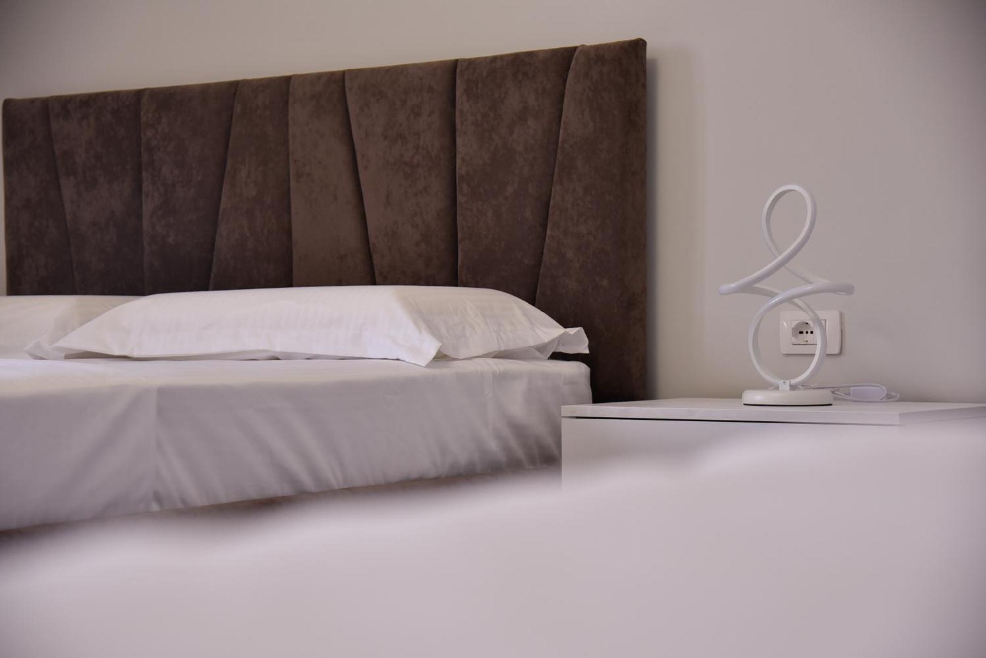 City Center Inn Shkodër Dış mekan fotoğraf