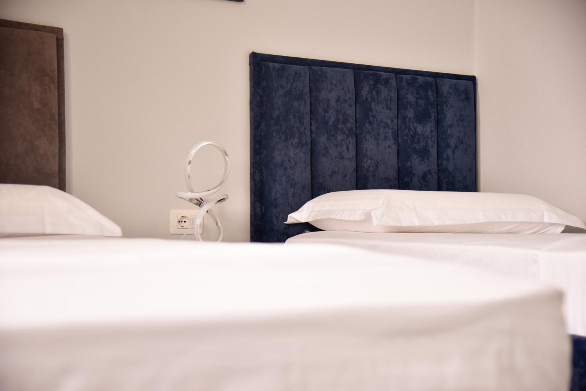 City Center Inn Shkodër Dış mekan fotoğraf