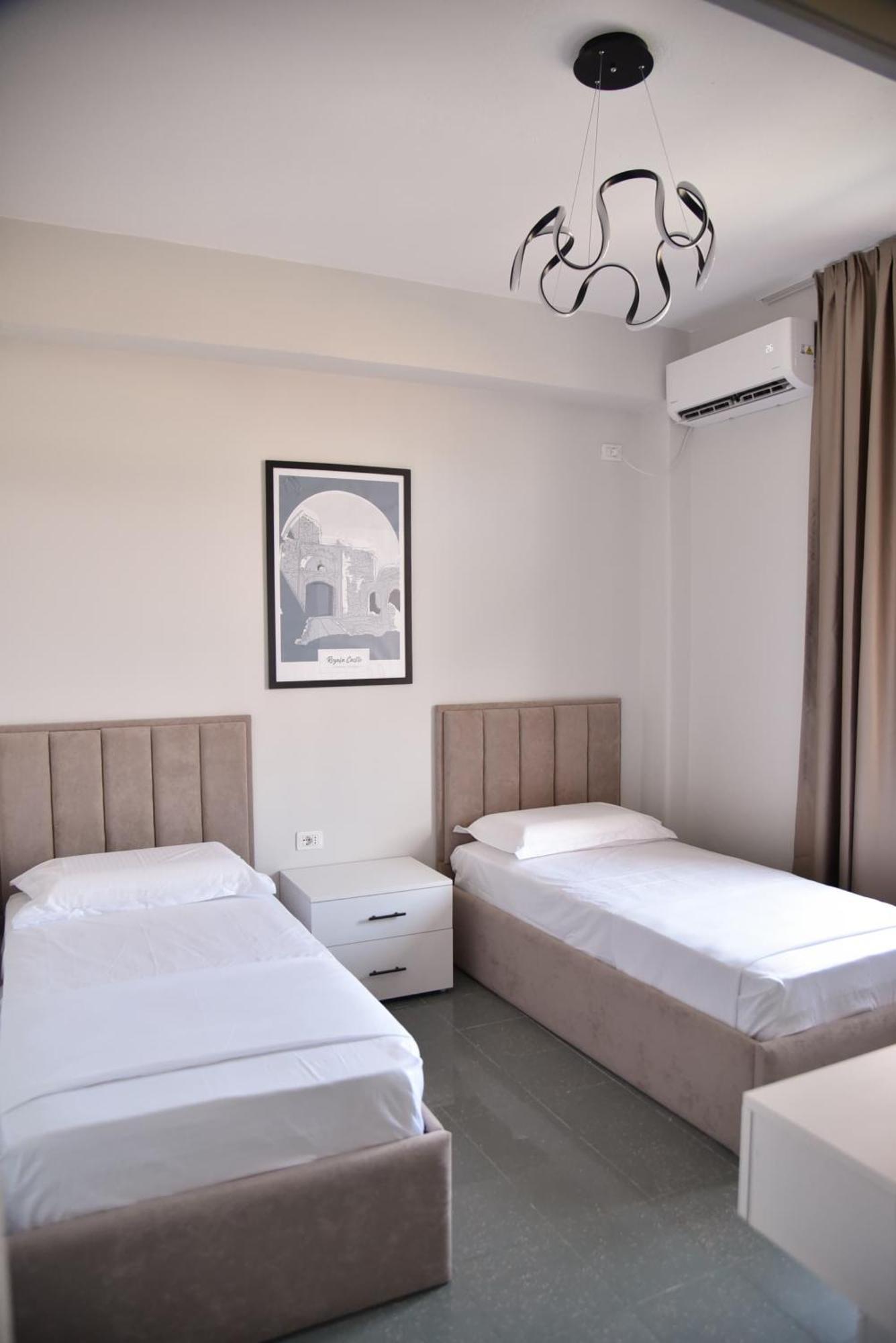 City Center Inn Shkodër Dış mekan fotoğraf